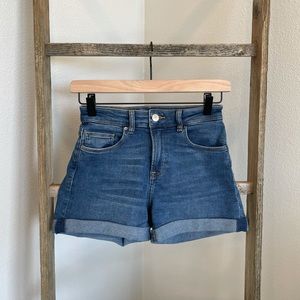 H & M shorts